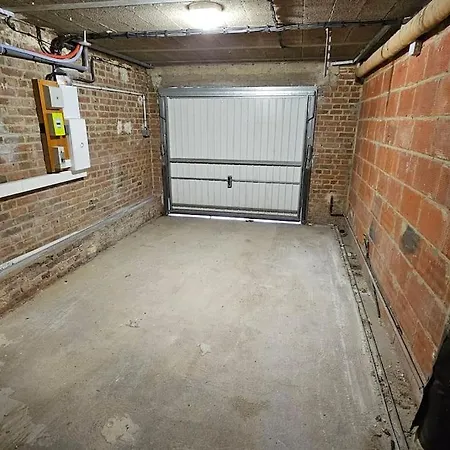 T3 Hyper Centre, 2 Chambres, Garage *