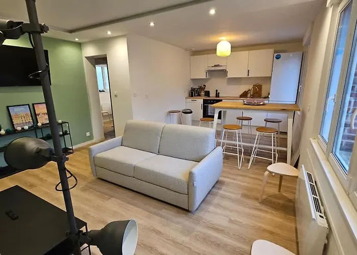 Appartement T3 Hyper Centre, 2 Chambres, Garage Arras